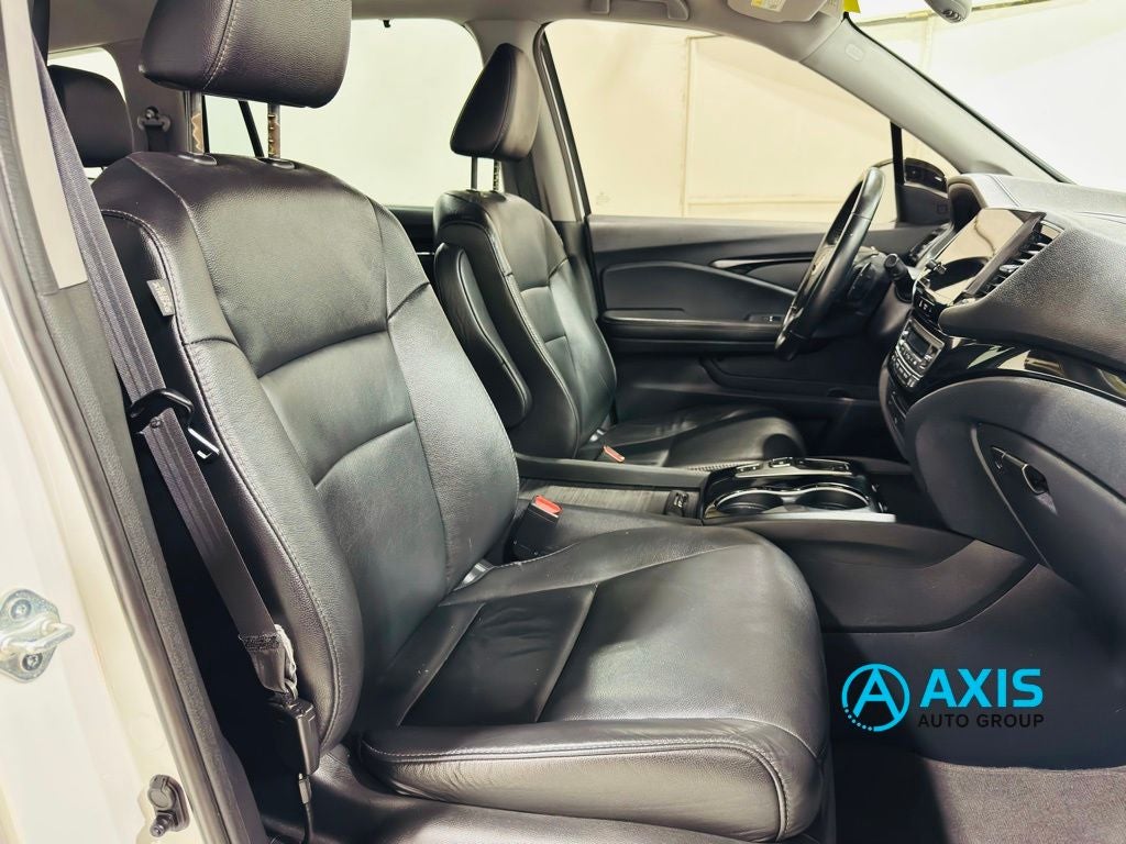 2022 Honda Pilot 2WD Touring 8 Passenger