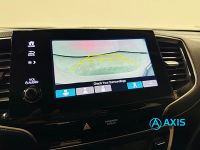 2022 Honda Pilot 2WD Touring 8 Passenger