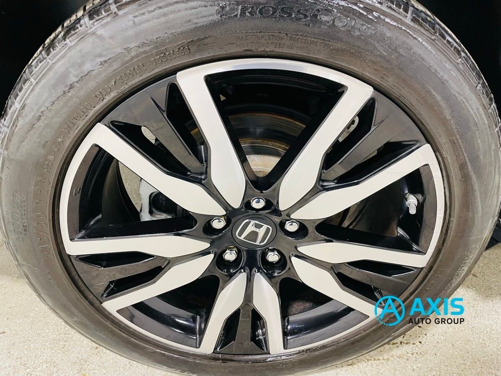 2021 Honda Pilot AWD Touring 8 Passenger