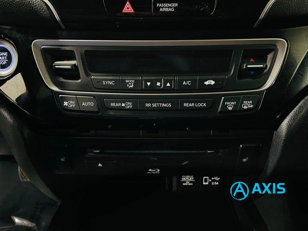 2021 Honda Pilot AWD Touring 8 Passenger