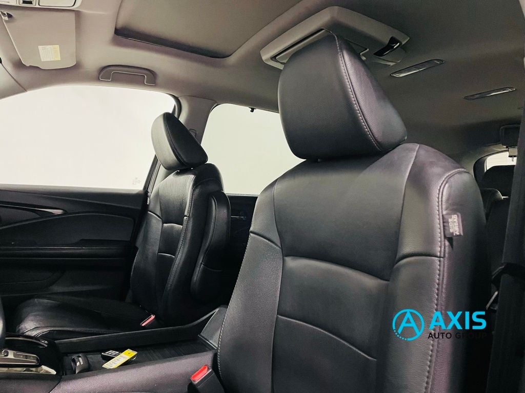 2021 Honda Pilot AWD Touring 8 Passenger