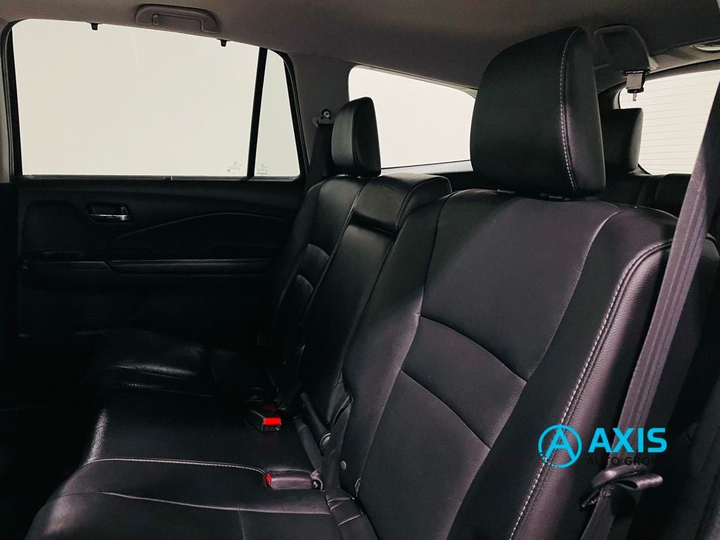 2021 Honda Pilot AWD Touring 8 Passenger