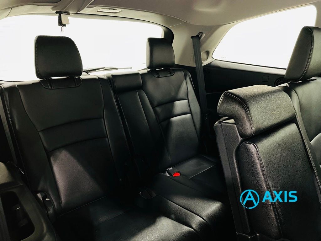 2021 Honda Pilot AWD Touring 8 Passenger