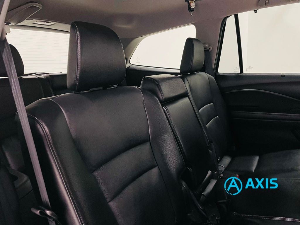 2021 Honda Pilot AWD Touring 8 Passenger