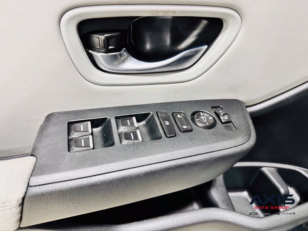 2023 Honda Pilot AWD LX