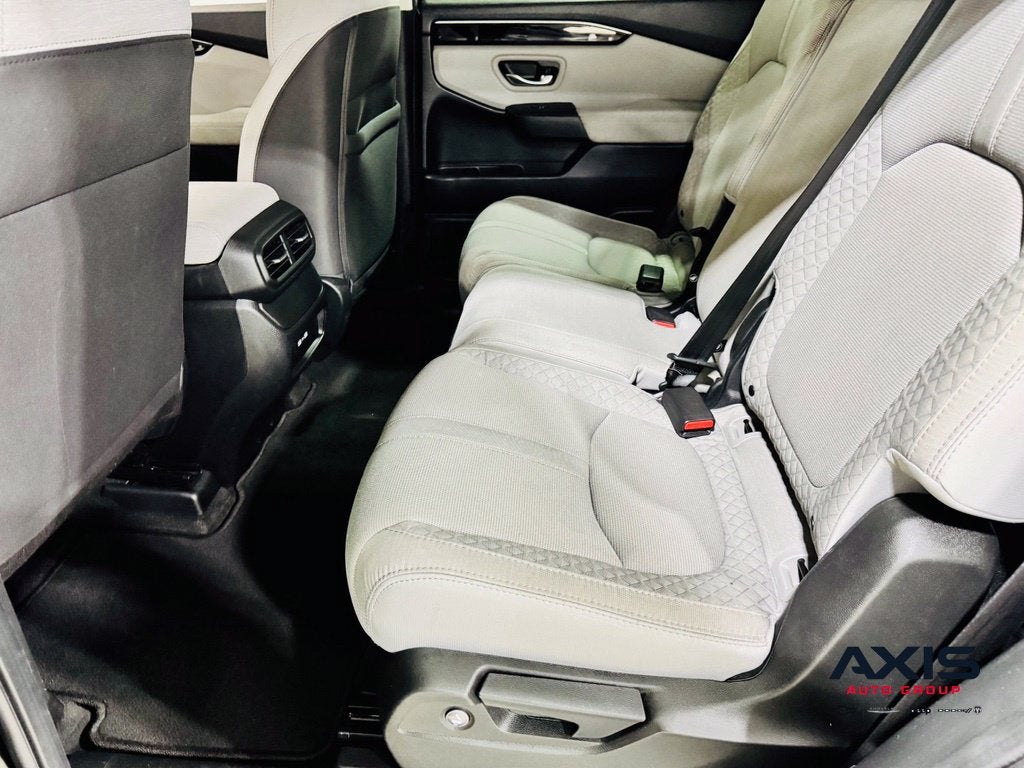 2023 Honda Pilot AWD LX