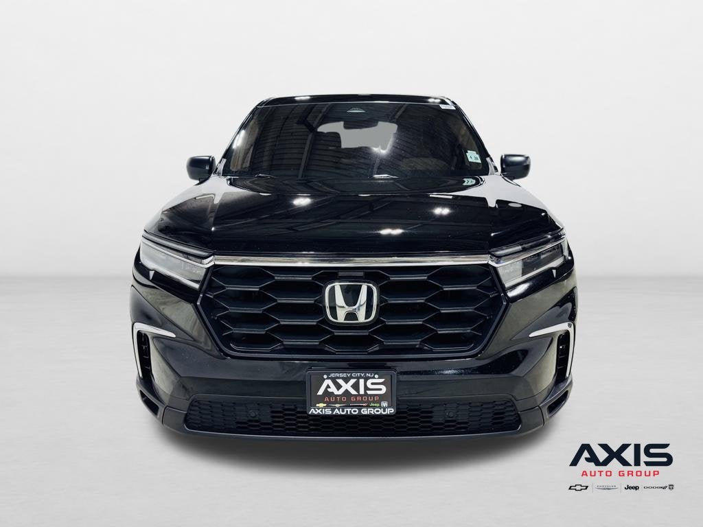 2023 Honda Pilot AWD LX
