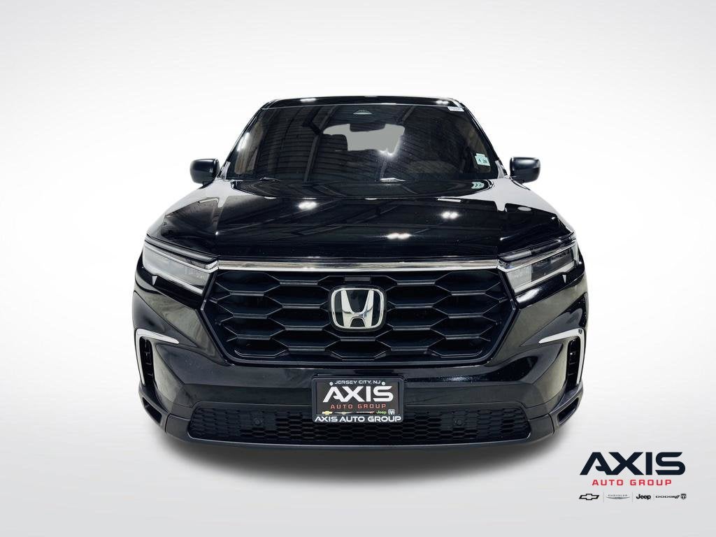 2023 Honda Pilot AWD LX
