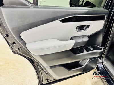 2023 Honda Pilot AWD LX