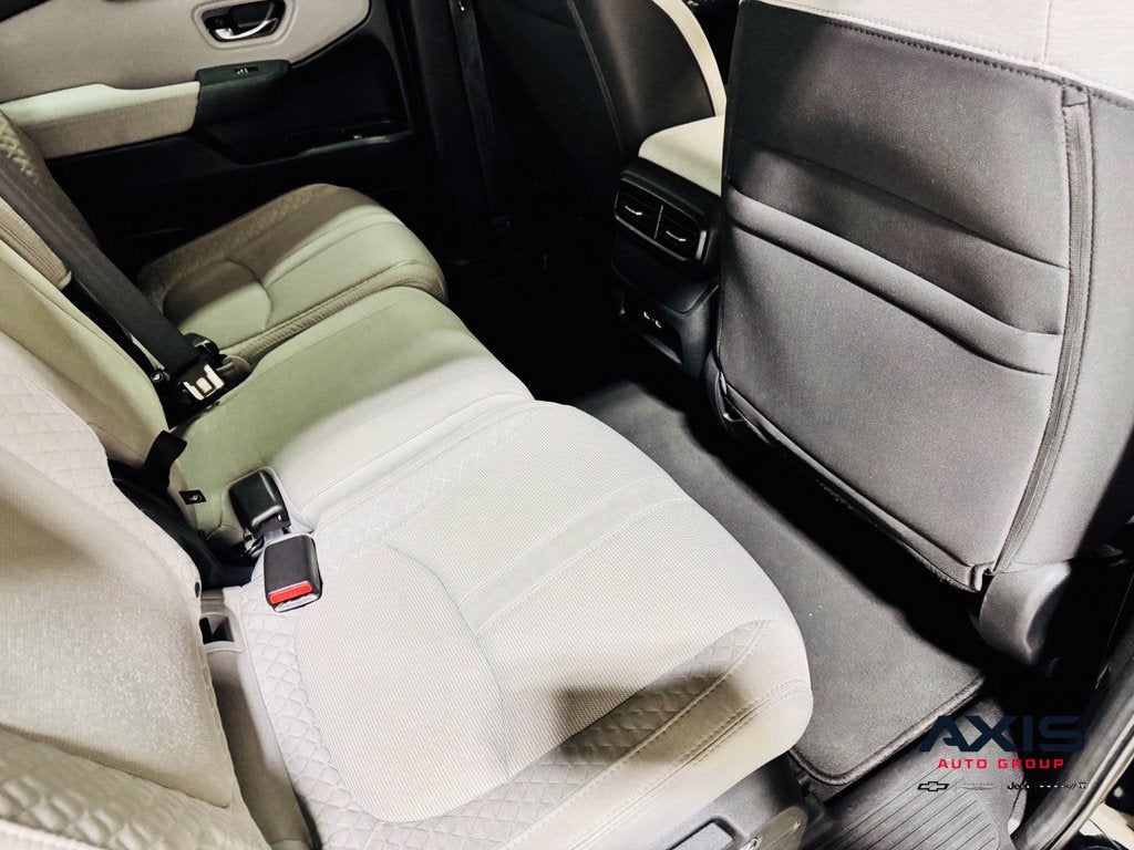 2023 Honda Pilot AWD LX