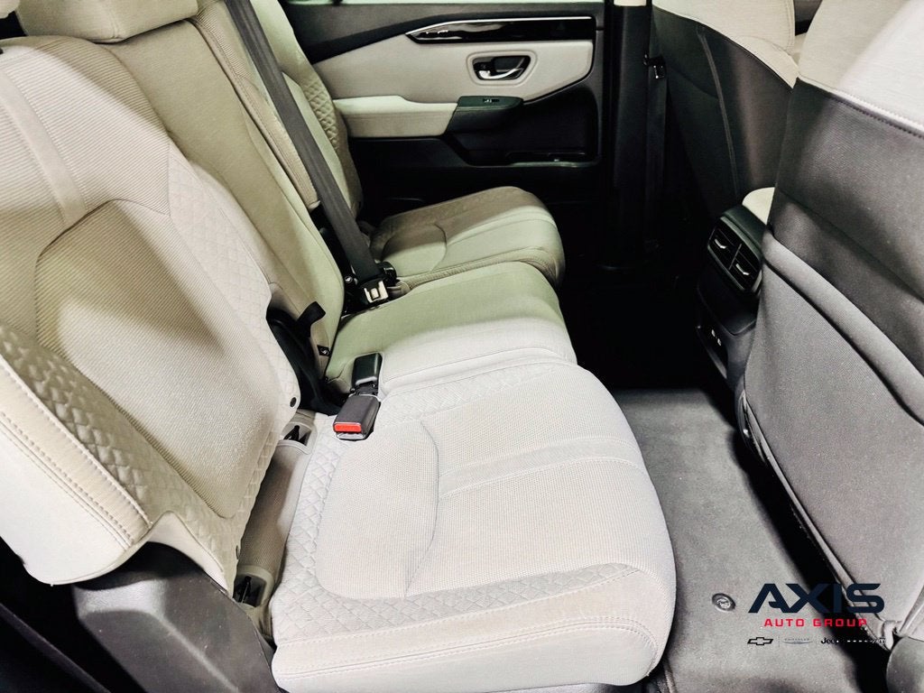 2023 Honda Pilot AWD LX