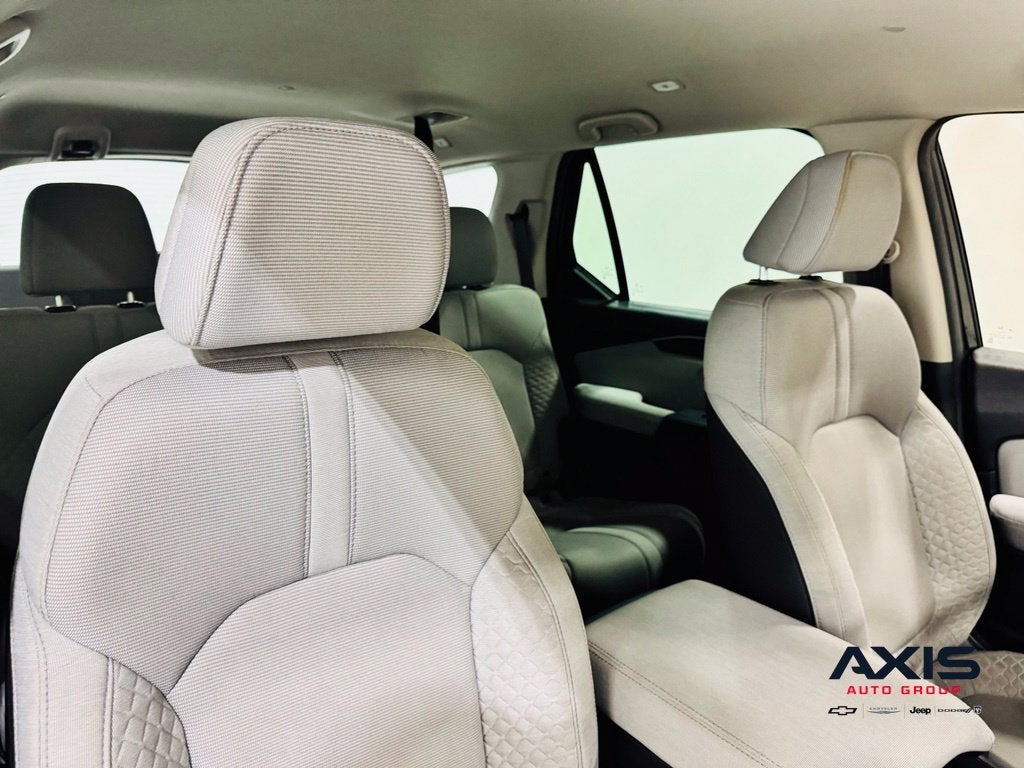 2023 Honda Pilot AWD LX