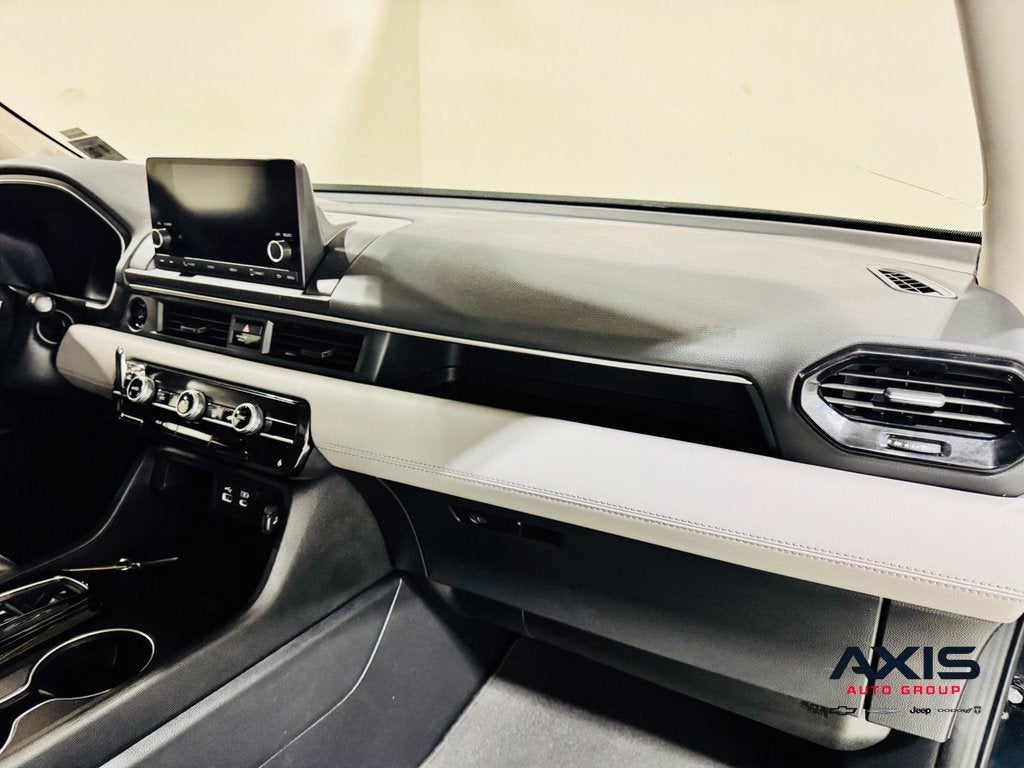 2023 Honda Pilot AWD LX