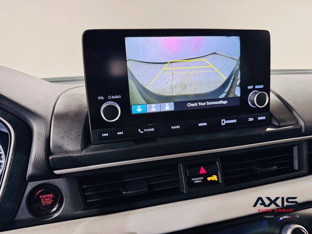 2023 Honda Pilot AWD LX