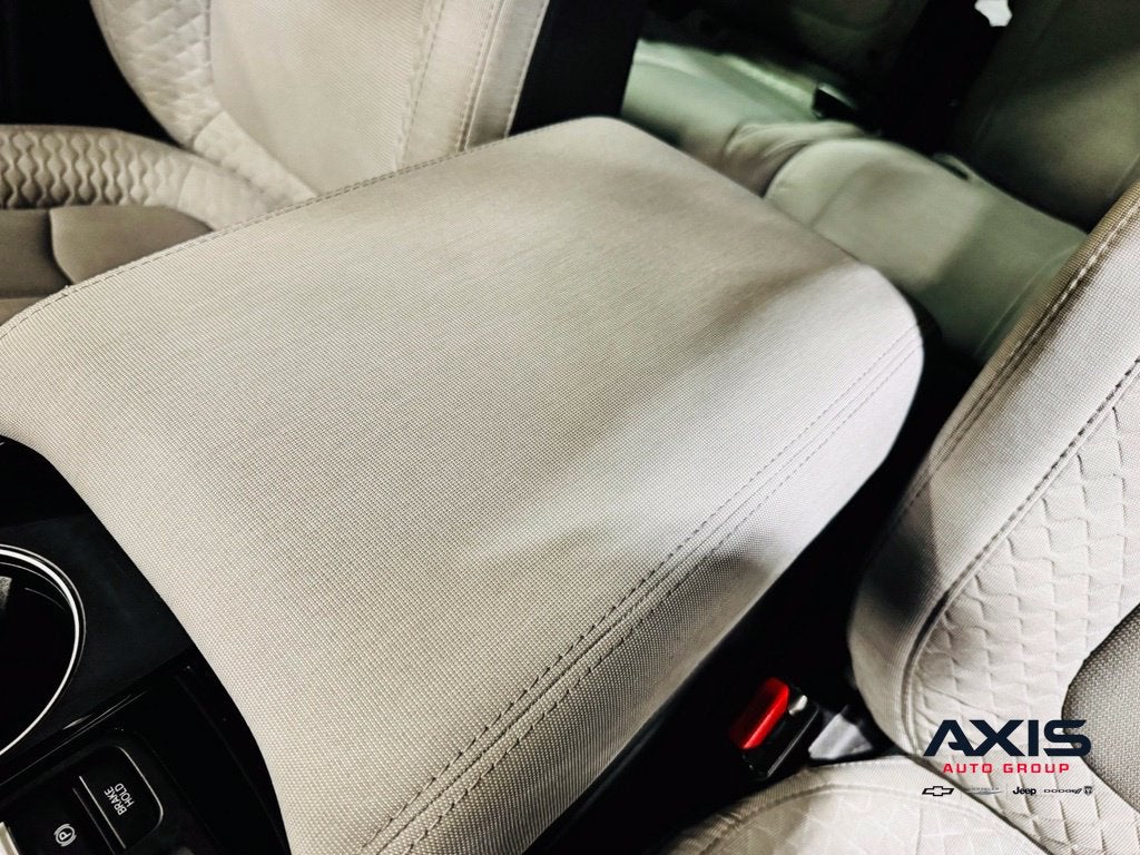 2023 Honda Pilot AWD LX