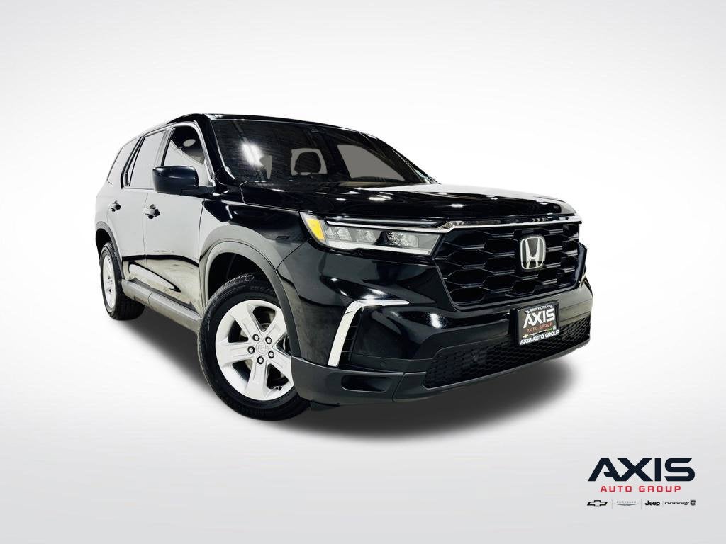 2023 Honda Pilot AWD LX