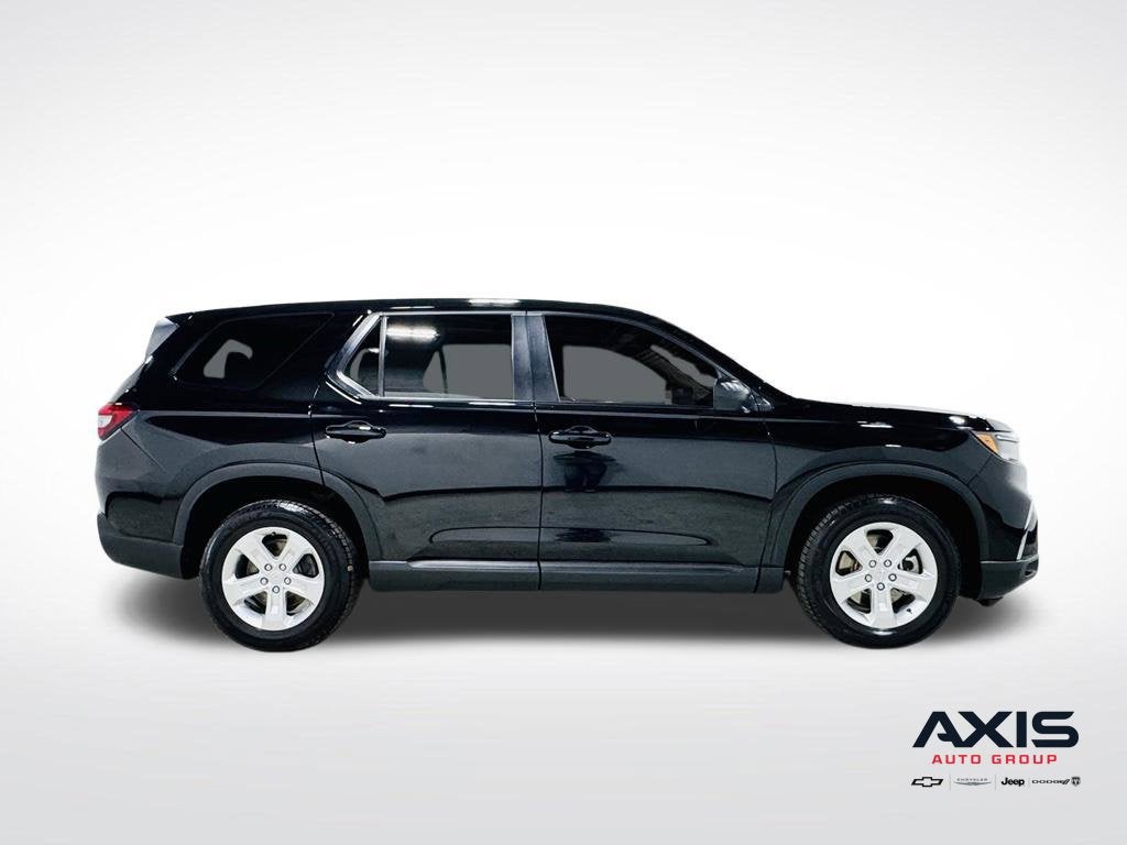 2023 Honda Pilot AWD LX