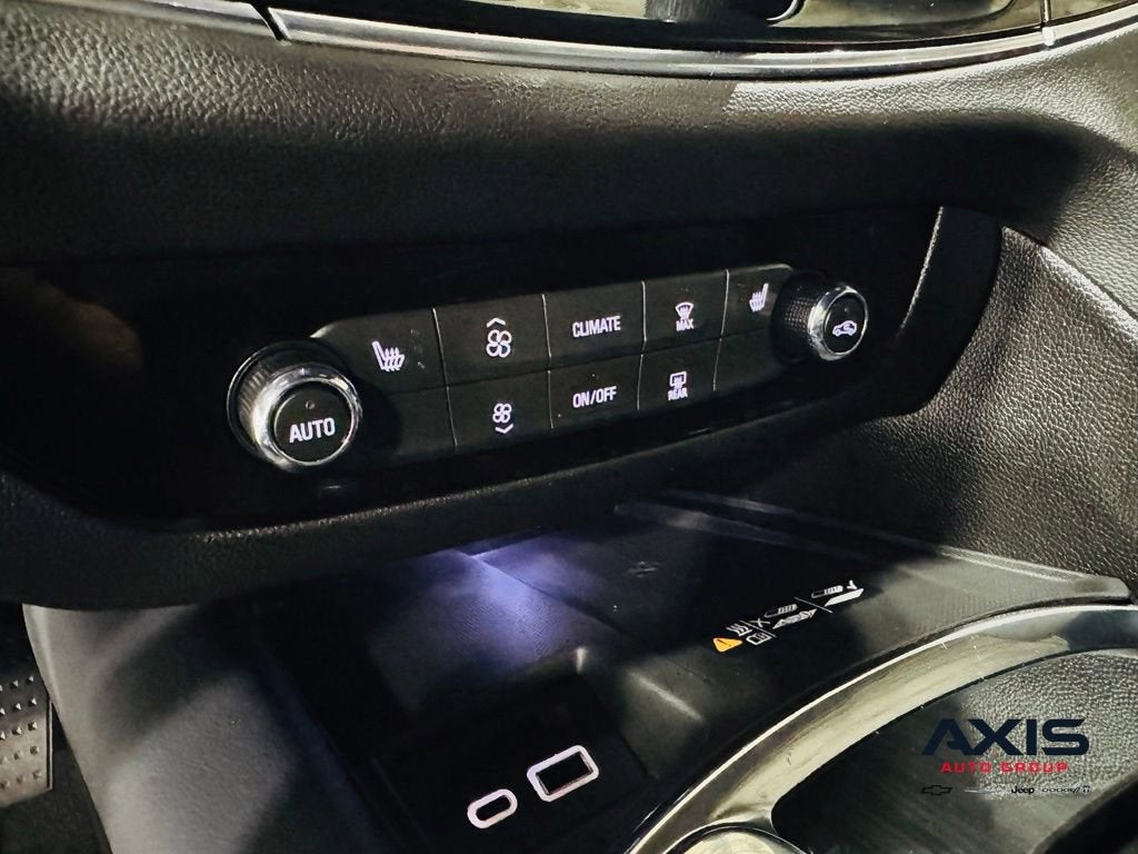 2024 Buick Enclave Essence
