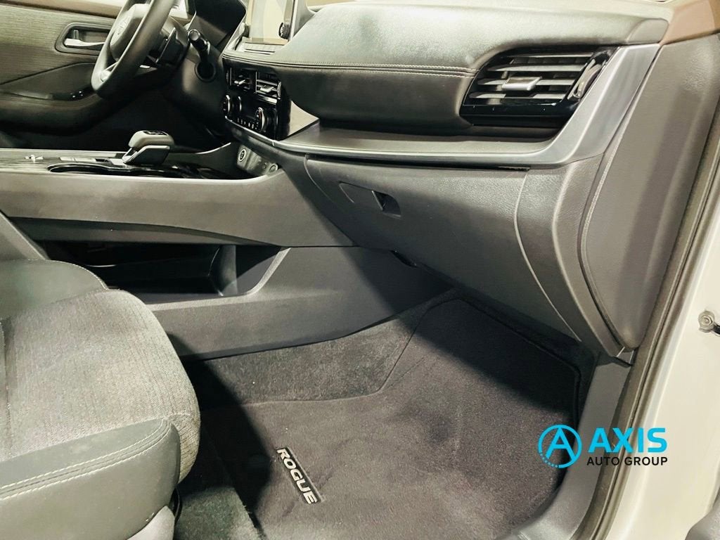 2022 Nissan Rogue SV FWD