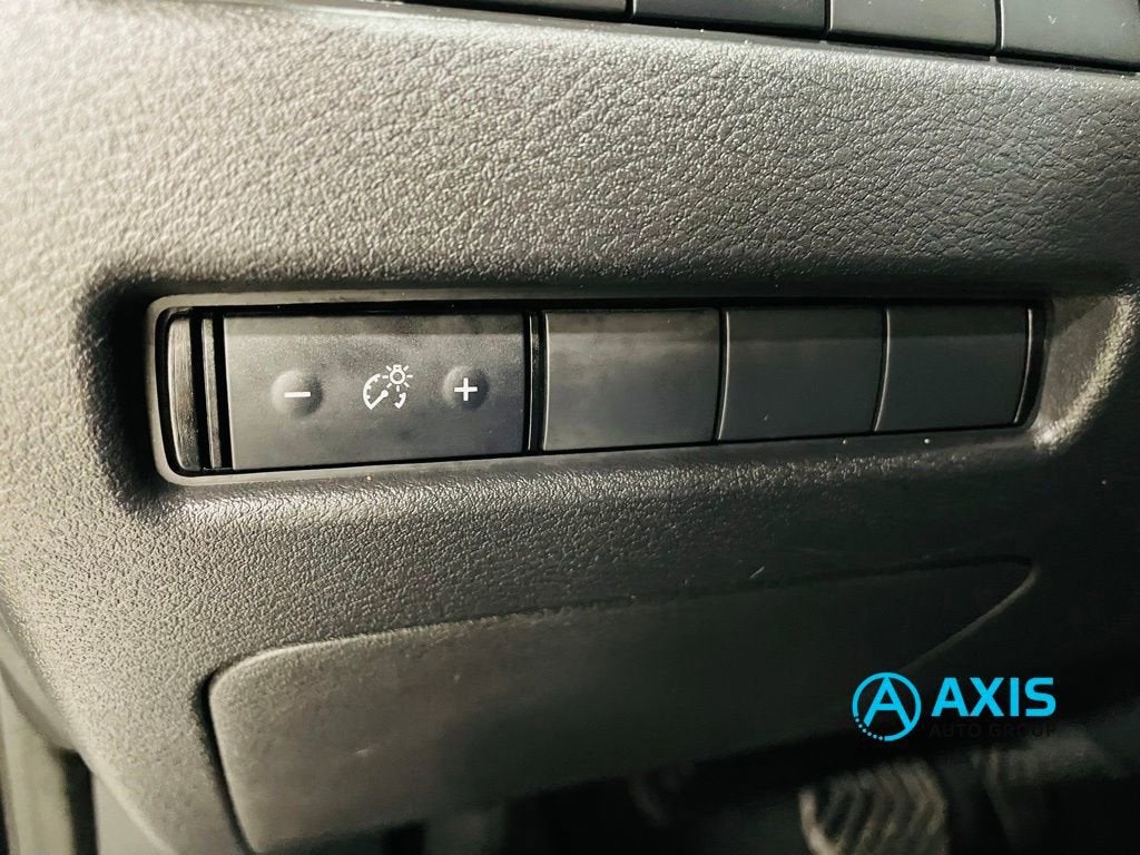 2022 Nissan Rogue SV FWD