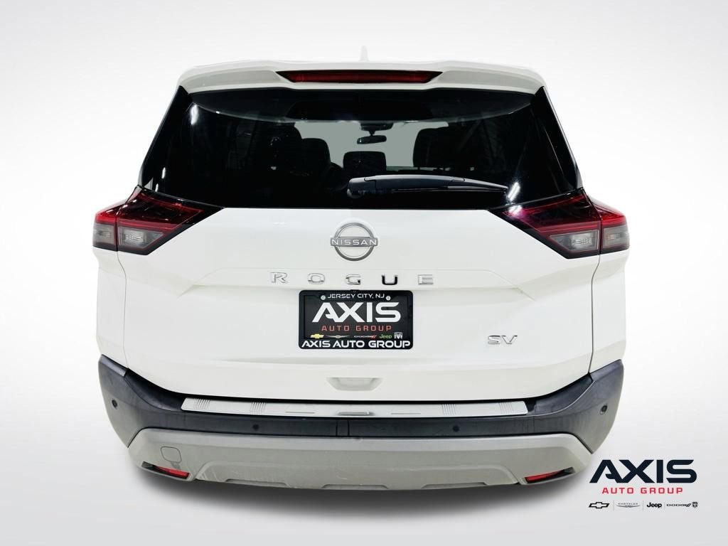 2022 Nissan Rogue SV FWD