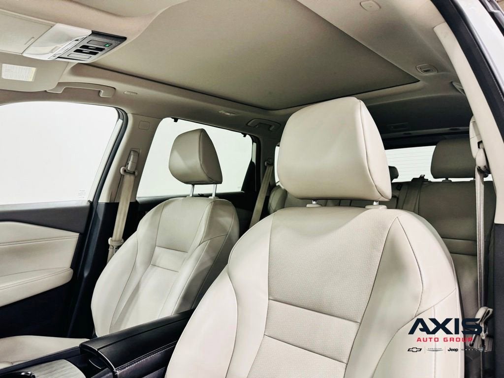 2022 Nissan Rogue SV FWD