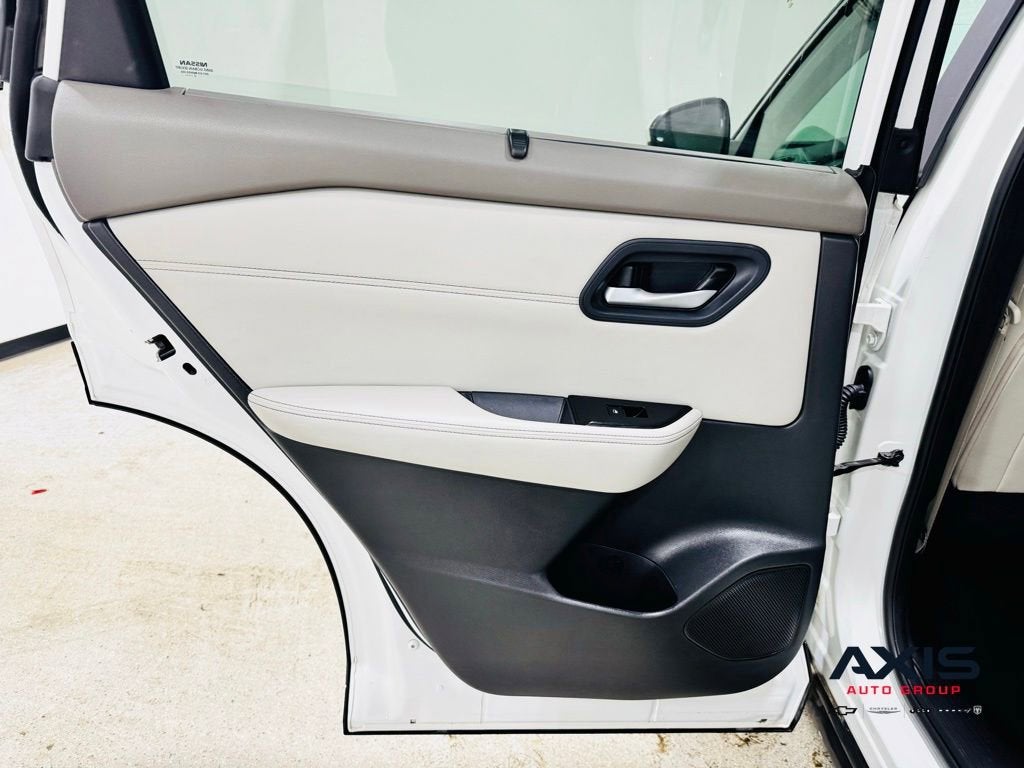 2022 Nissan Rogue SV FWD