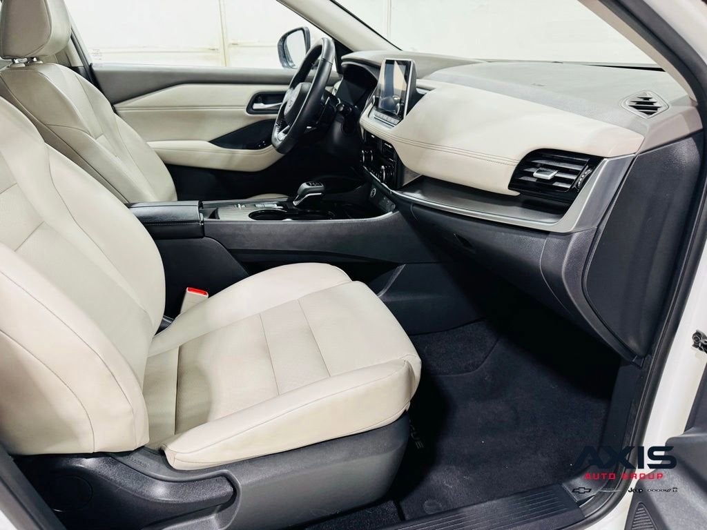 2022 Nissan Rogue SV FWD