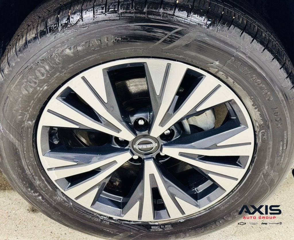 2022 Nissan Rogue SV FWD