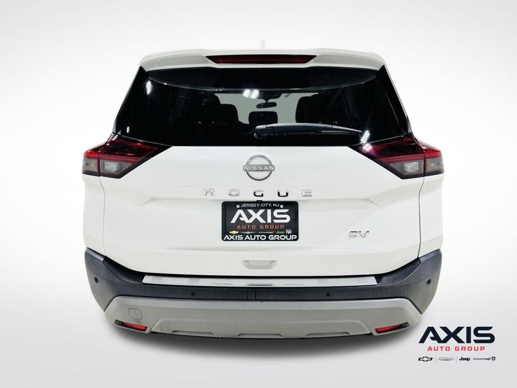 2022 Nissan Rogue SV FWD