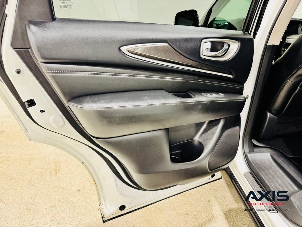 2019 INFINITI QX60 LUXE