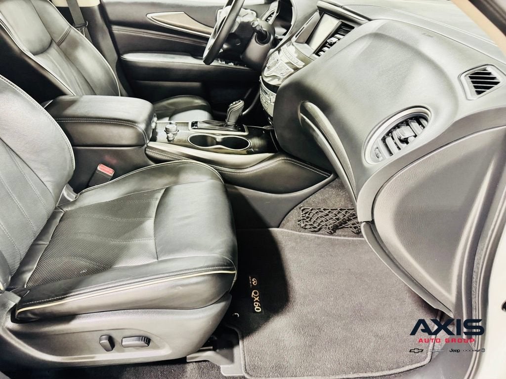 2019 INFINITI QX60 LUXE