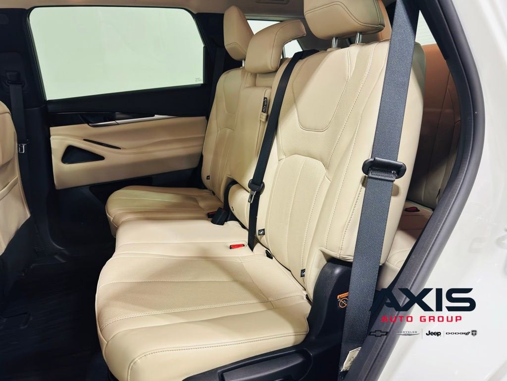 2022 INFINITI QX60 PURE