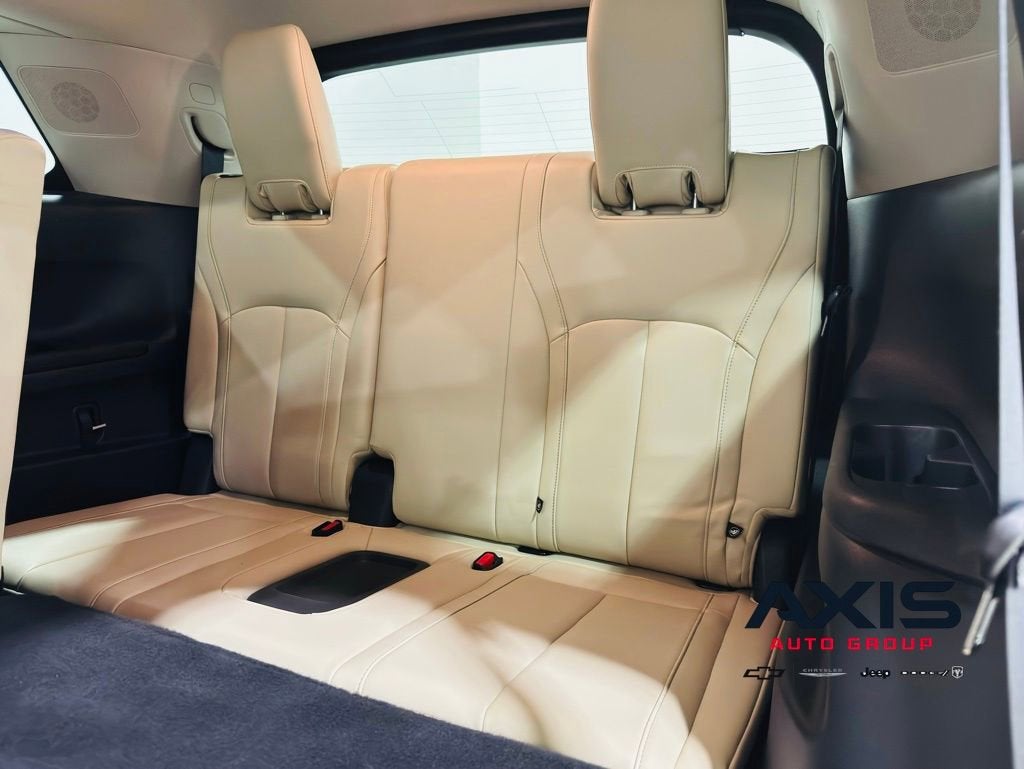 2022 INFINITI QX60 PURE