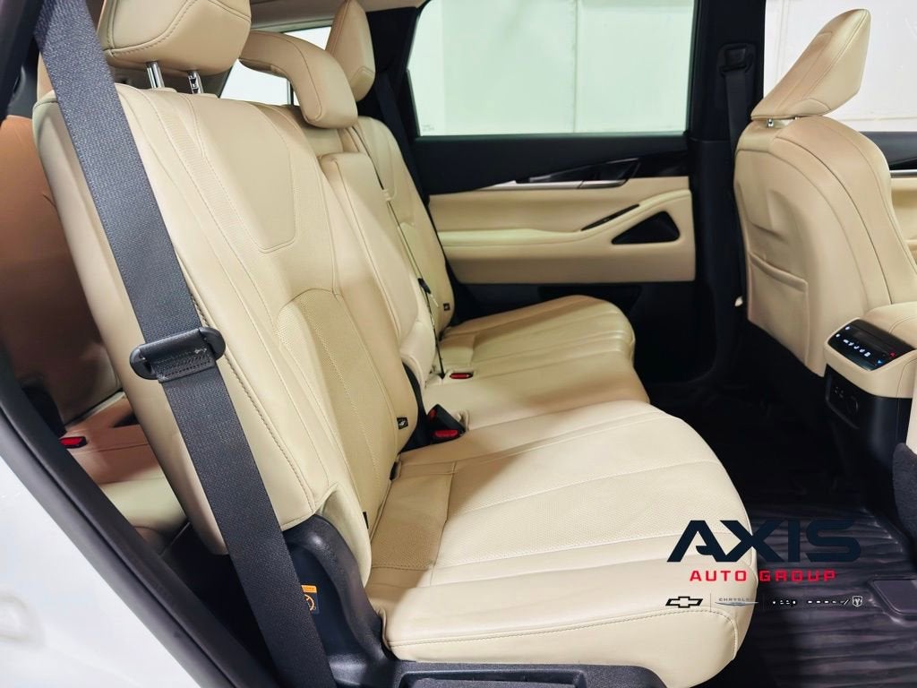 2022 INFINITI QX60 PURE