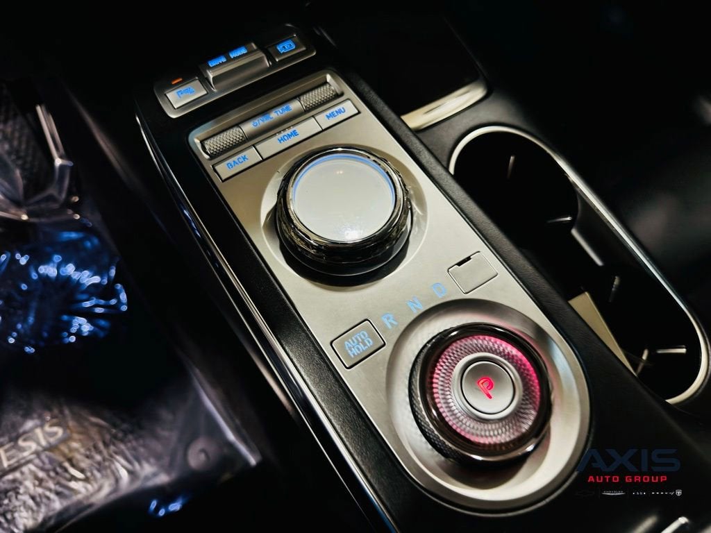 2025 Genesis GV70 2.5T