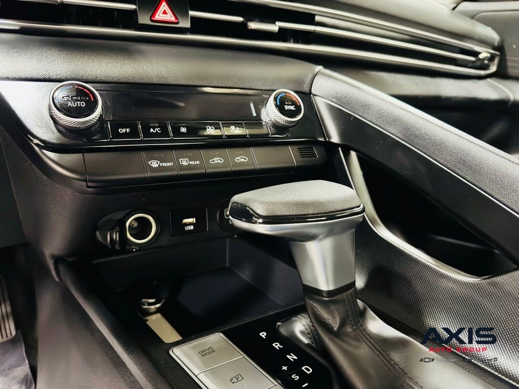 2023 Hyundai Elantra SEL