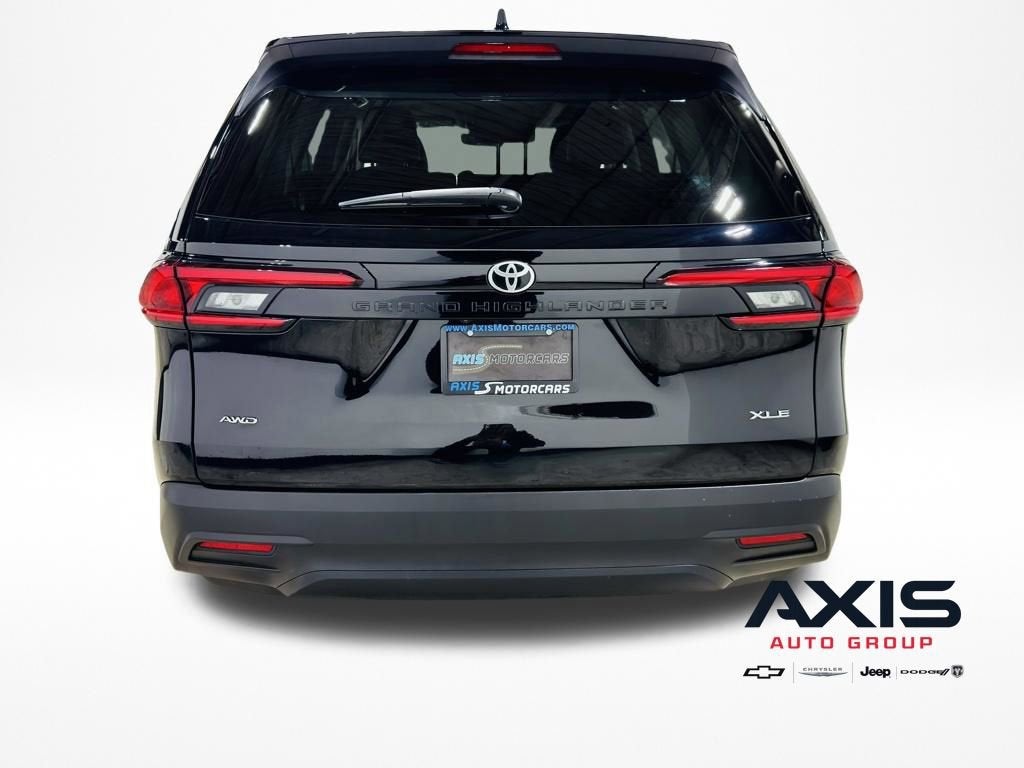 2025 Toyota Grand Highlander XLE