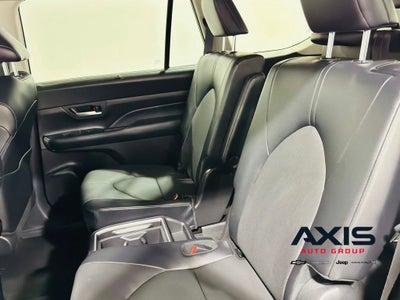 2025 Toyota Grand Highlander XLE