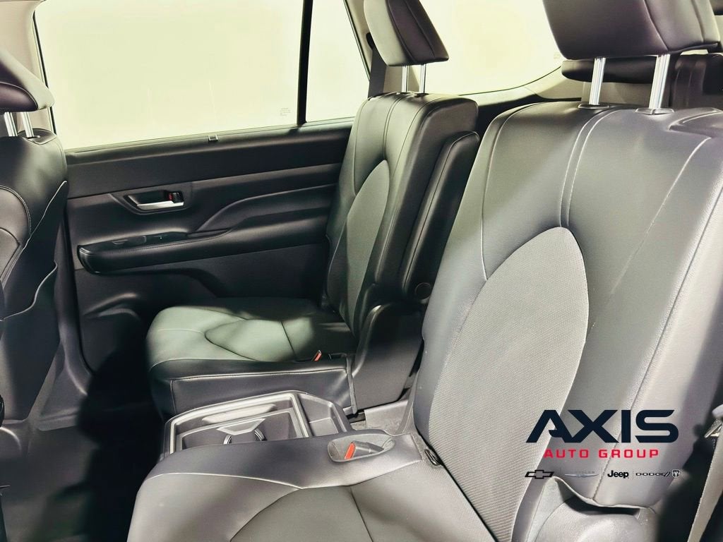 2025 Toyota Grand Highlander XLE