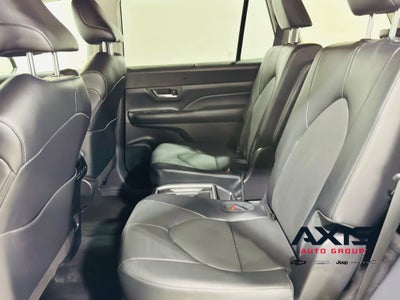 2025 Toyota Grand Highlander XLE