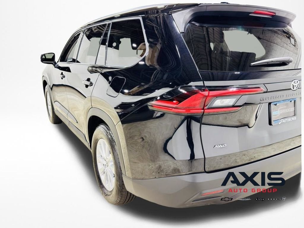 2025 Toyota Grand Highlander XLE