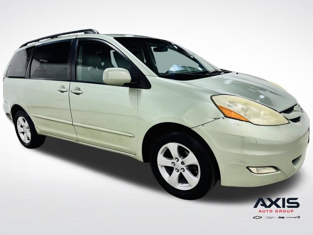 2006 Toyota Sienna XLE