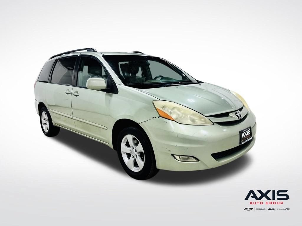 2006 Toyota Sienna XLE