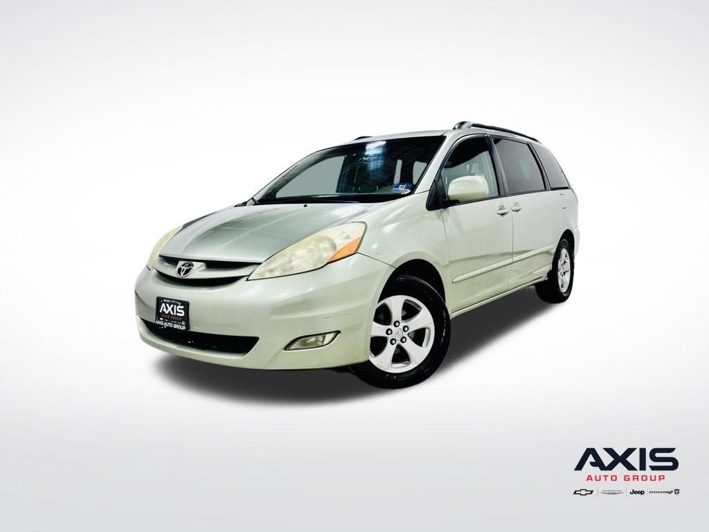 2006 Toyota Sienna XLE