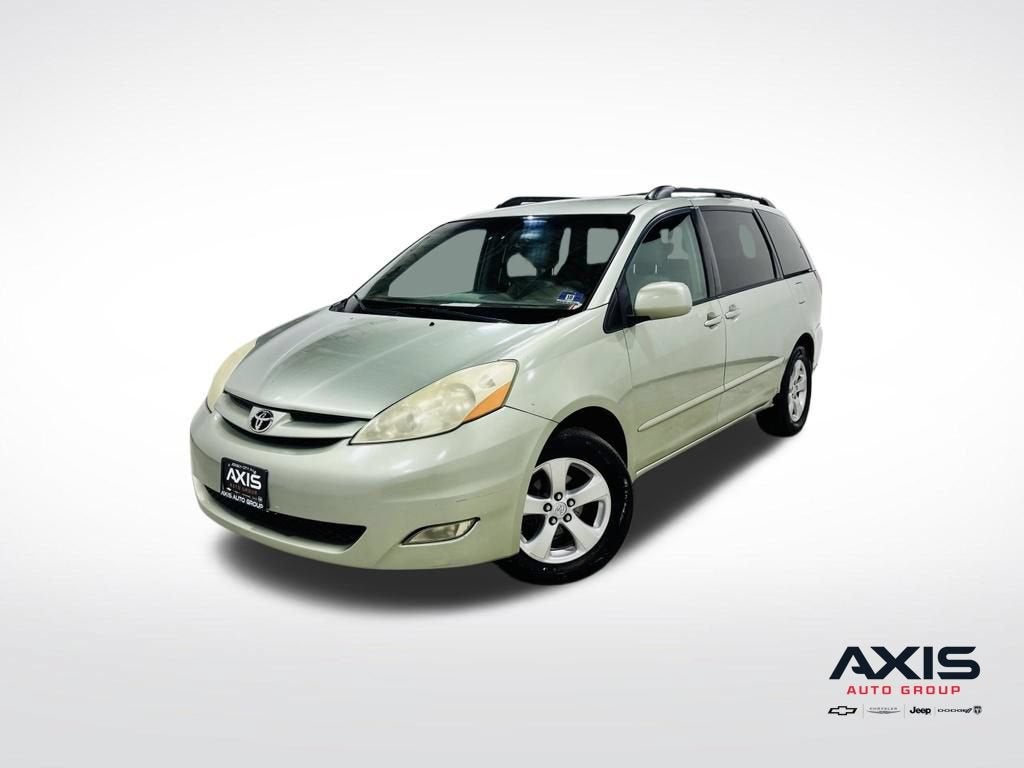 2006 Toyota Sienna XLE