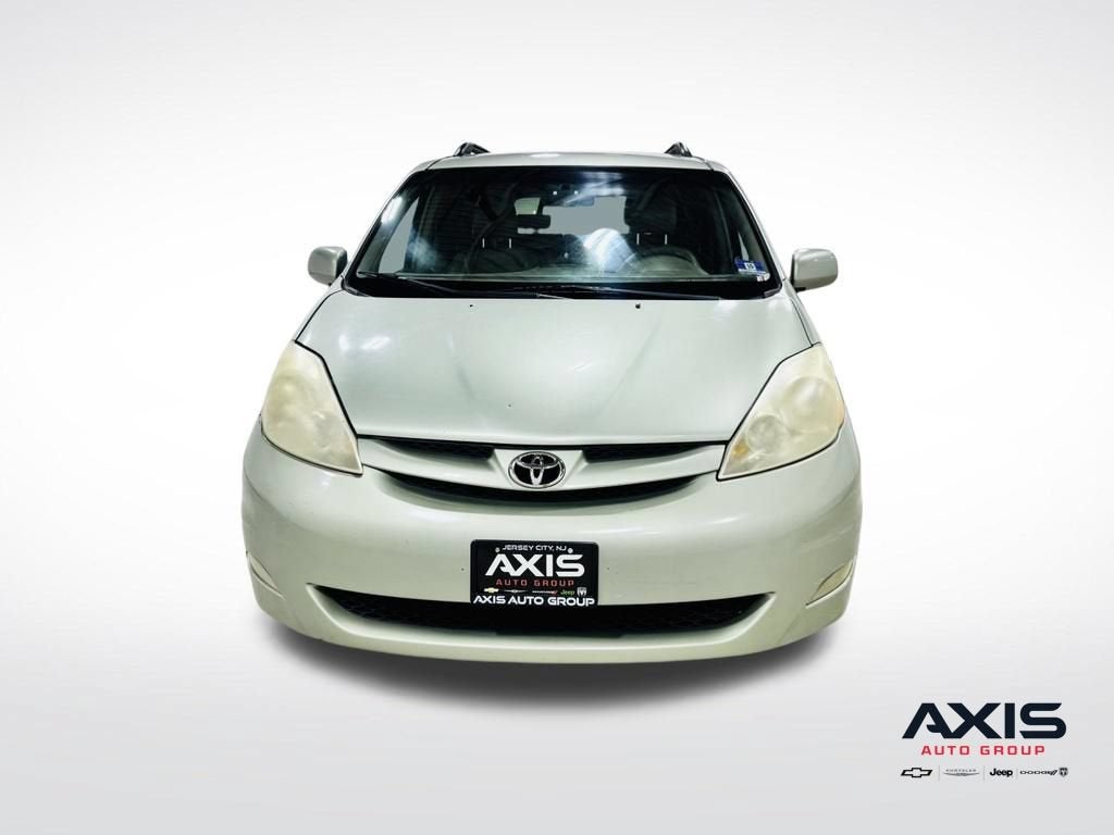 2006 Toyota Sienna XLE