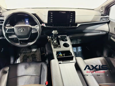 2021 Toyota Sienna XSE