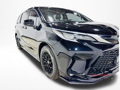 2021 Toyota Sienna XSE