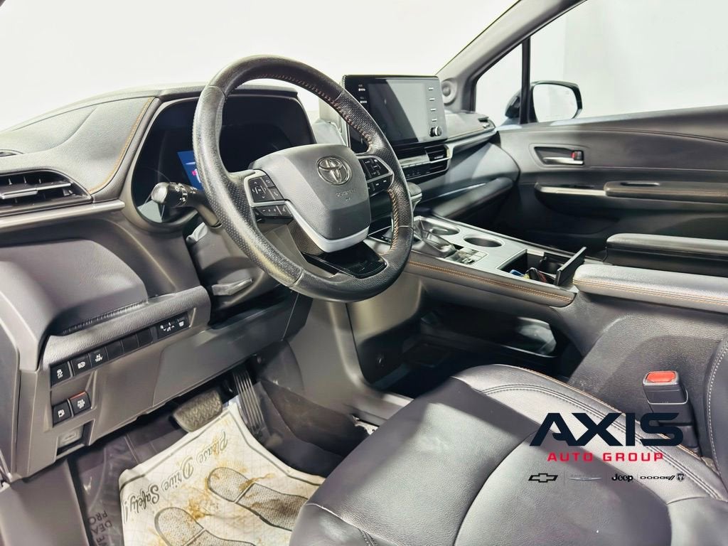 2021 Toyota Sienna XSE